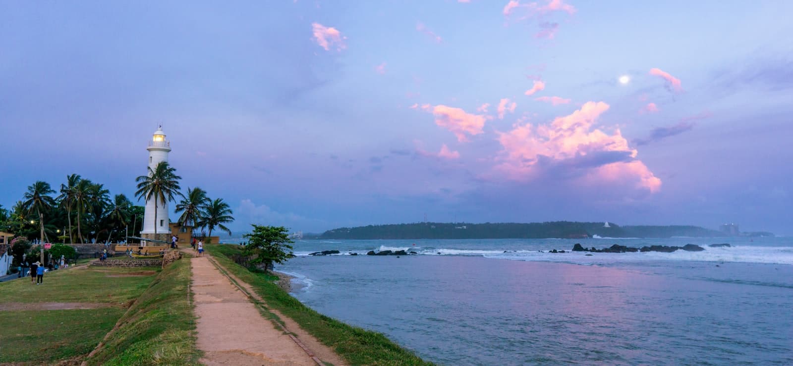 About Singhe Travels